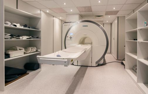 Magnetic resonance imaging