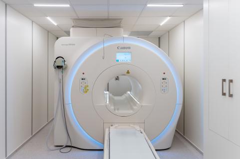 magnētiskā rezonanse